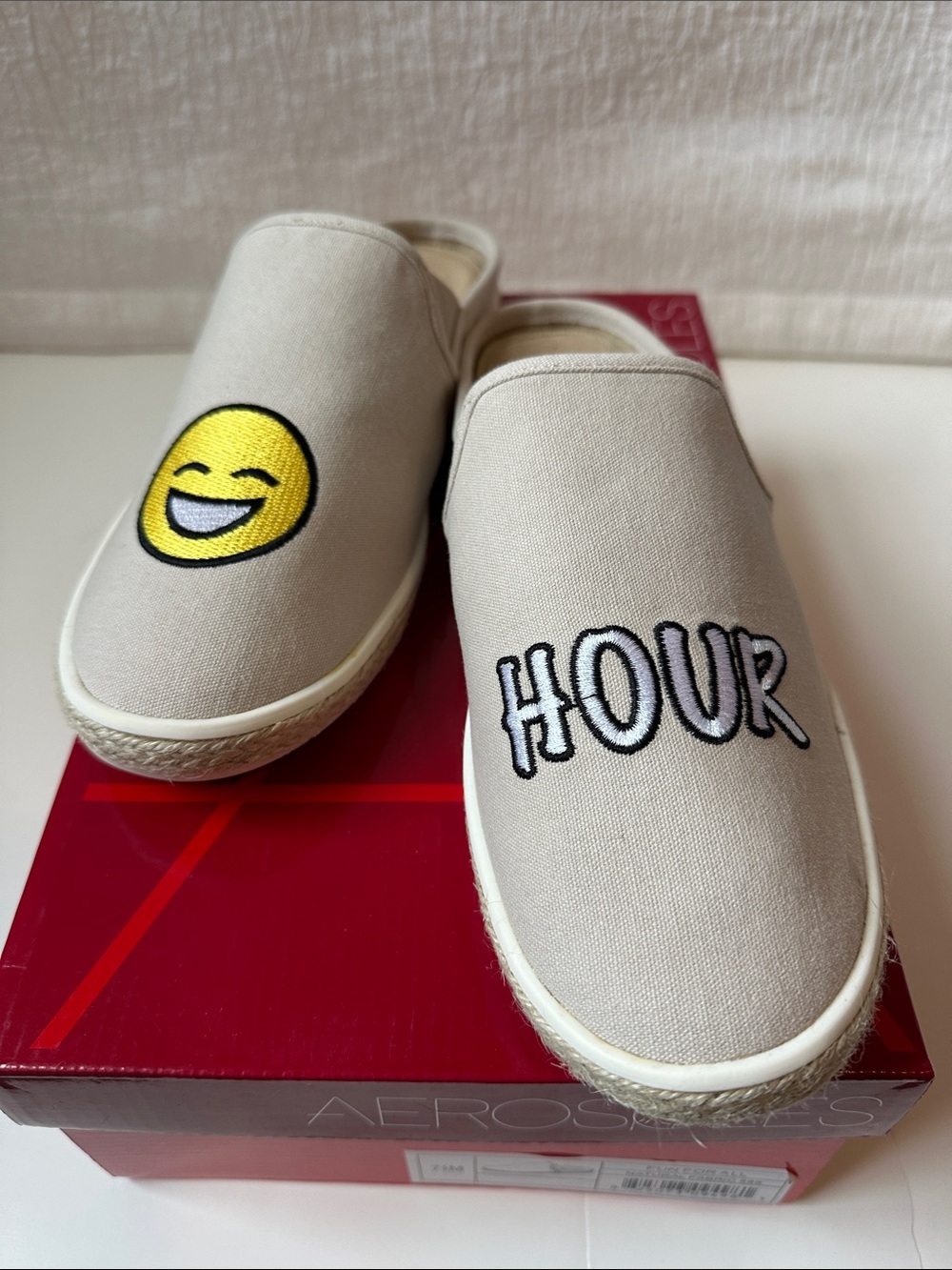 Aerosoles Beige Slip-On Canvas Mules with “HAPPY HOUR" Embroidery Size 7.5